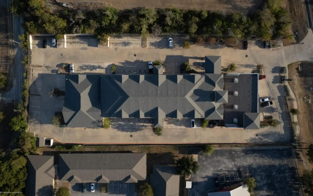Texas Bungalows Hotel & Hotel Que at Lakeline Austin Cedar Park