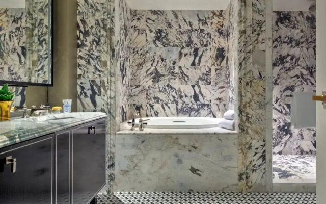 The Carlyle, A Rosewood Hotel