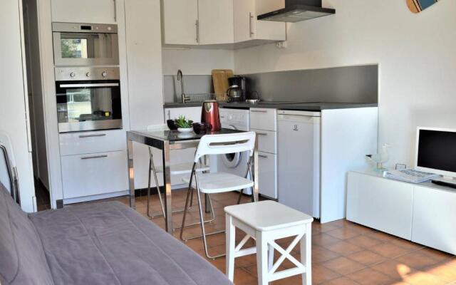 Appartement Cavalaire-sur-Mer, 1 pièce, 4 personnes - FR-1-226B-64