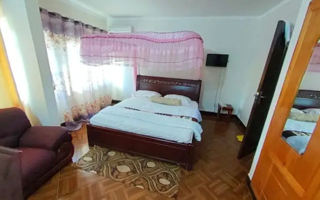 New Coffee Tree Hotel
