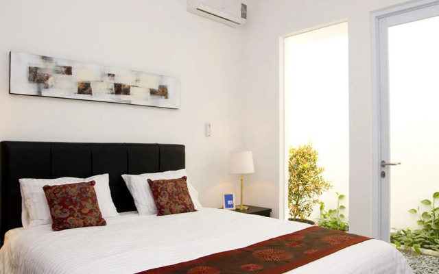 V Residence Kemang