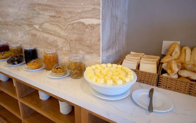 Gibson Hotel Nha Trang