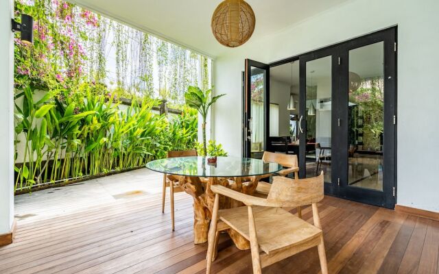 Anedda Mutiara Villa