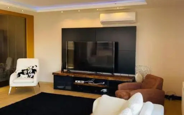 Konaklar bölgesinde Denize Yakın Lüks Dublex Daire