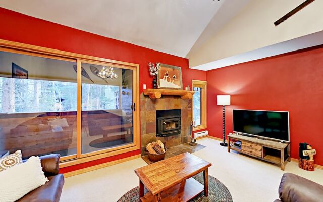 800 Columbine Road Condo Unit B9