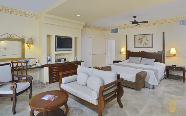 Paradisus Rio De Oro Resort & Spa