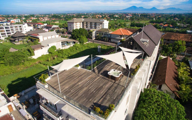 Daun Bali Seminyak Hotel