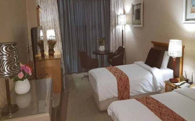 Prime Tourist Hotel