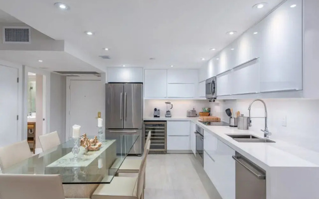 Roney Palace Condo Luxury Rentals