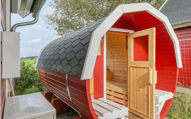 Awesome Home in Zerpenschleuse With 2 Bedrooms, Sauna and Wifi