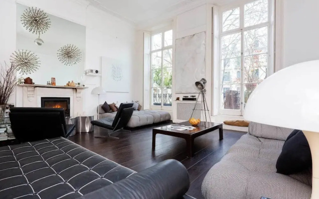 Queen's Gardens Delight