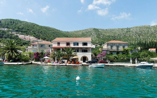 Villa Zaton