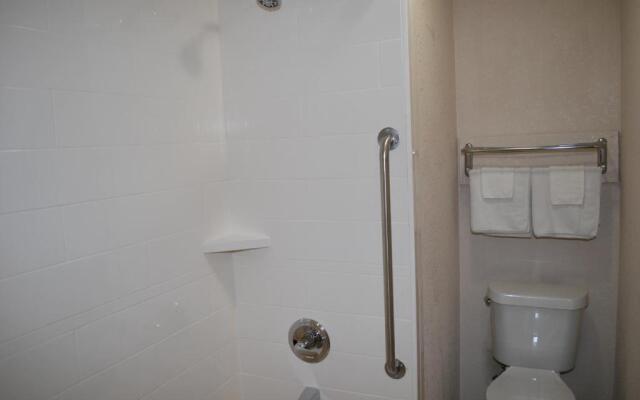 Americas Best Value Inn & Suites-DeSoto/South Dallas