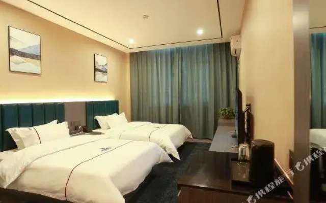 Xinzheng Junhe Hotel