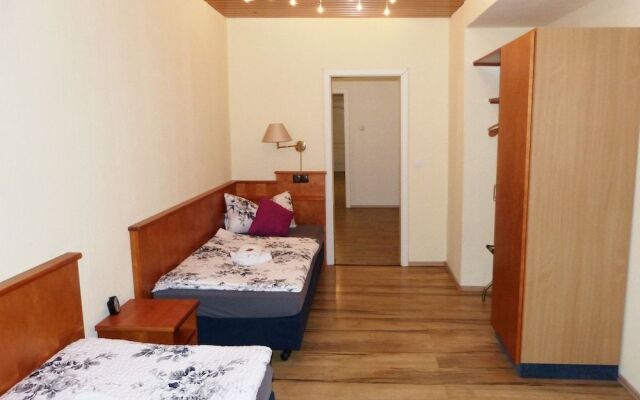Messe-Zimmer TuS-Treff