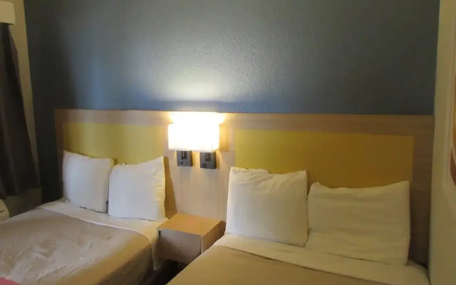 Park Inn by Radisson, Wells