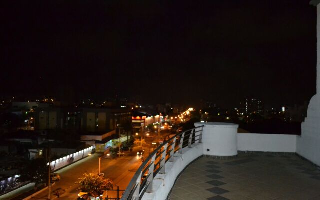 Hotel Charthon