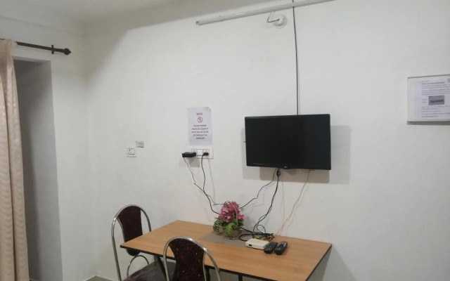 B&B Apartments by OYO Rooms