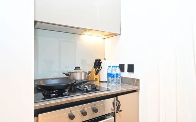 Easygo- Executive 1bdr Northside Busbay