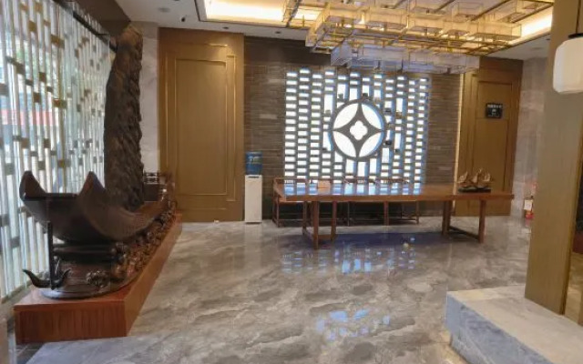 Luocheng Fengxucheng Hotel