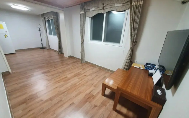 Muju Pension