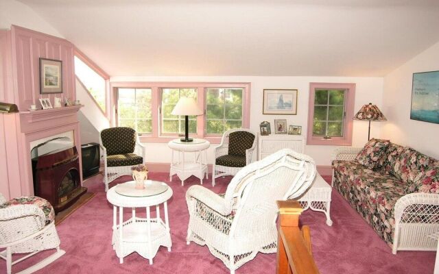 Sassafras House 104 Oceanview by Long & Foster