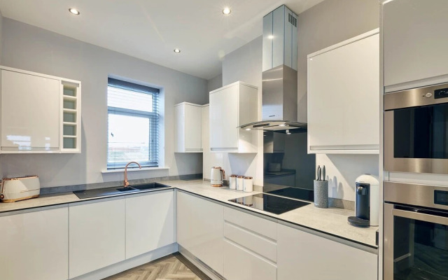 Bellevue Apartment 2