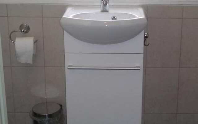 Christopher Hall's Colonial Accommodation