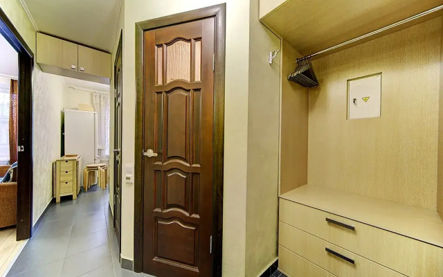 6-Ya Krasnoarmejskaya 18 Apartments