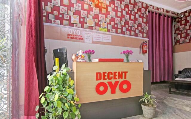OYO Flagship 70265 Hotel Decent Stay