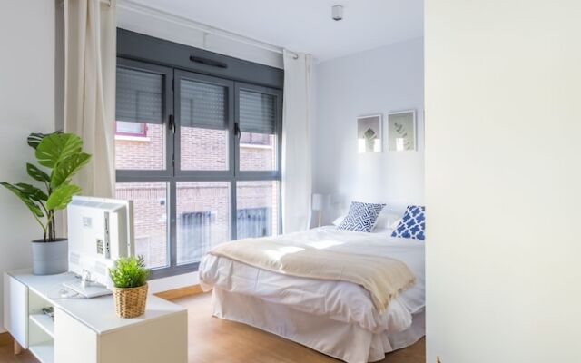 Horoko Apartments by gaiarooms