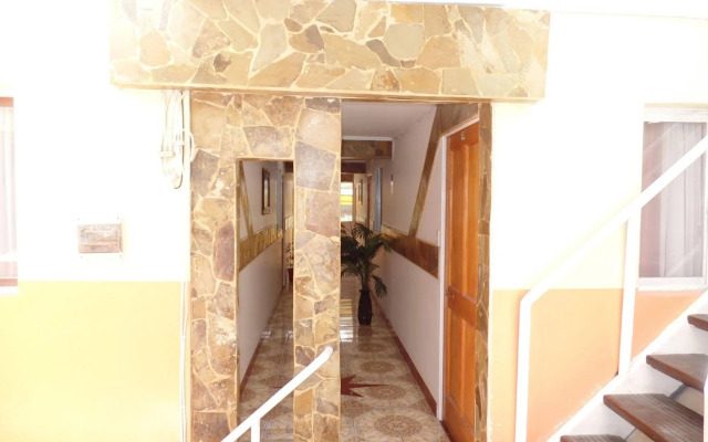 Hostal America