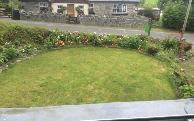 Riverside Cottage B&B