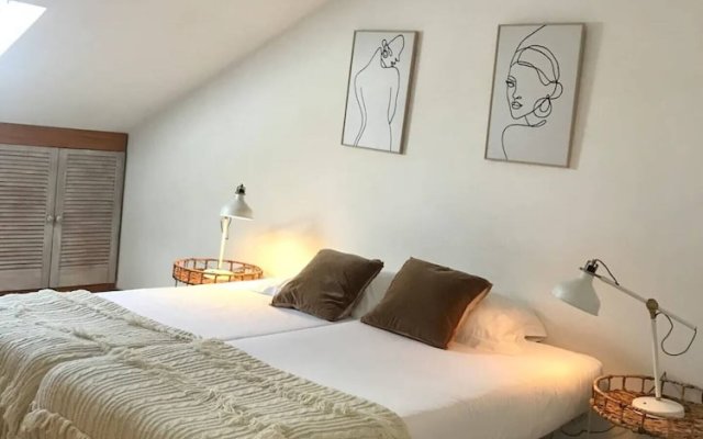 Beautiful 7 Bedroom Apartment in Lisbon