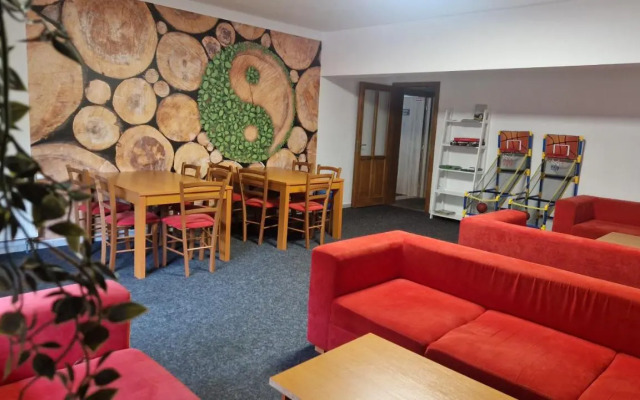 Pension/Apartments Kúria na Táloch