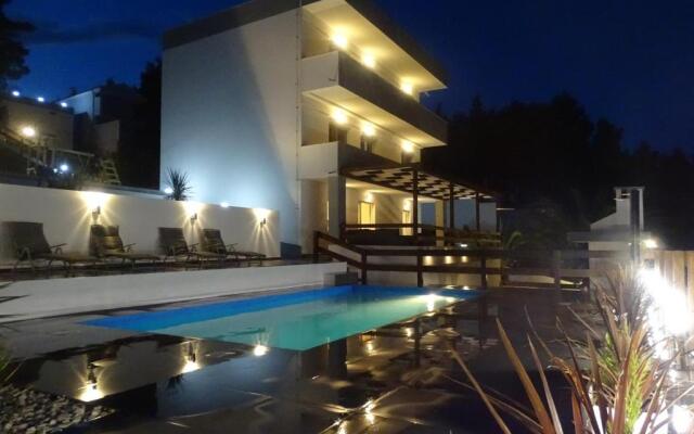 Seaside Villa mit Pool für 12 Personen