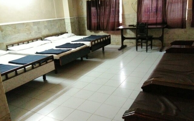 Hotel Meera