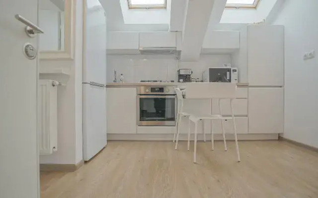 CN2i Luxury Accommodation Traian