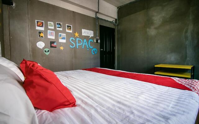 OYO 505 Ente Space Hostel