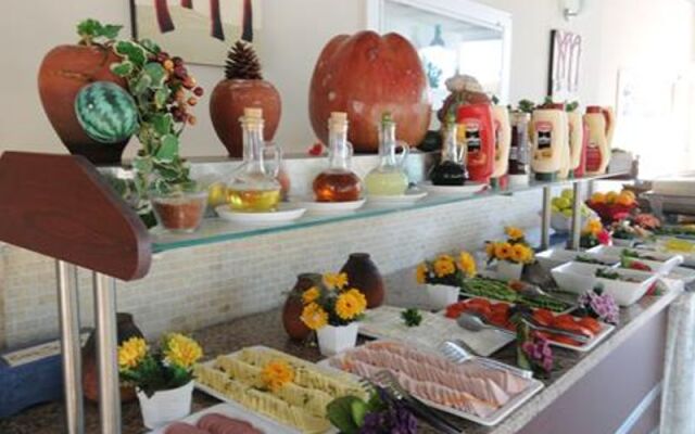 Selen Hotel Icmeler
