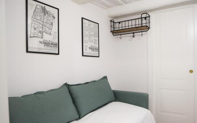 Studio Apartment at Pizzofalcone by Wonderful