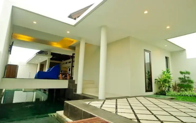 Villa Diza Berawa