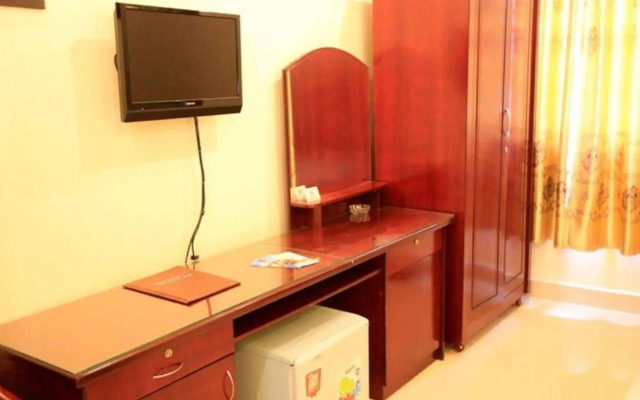 Tuan Viet Hotel