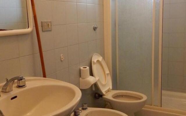 M135 - Marcelli, trilocale con portico a 150mt dal mare