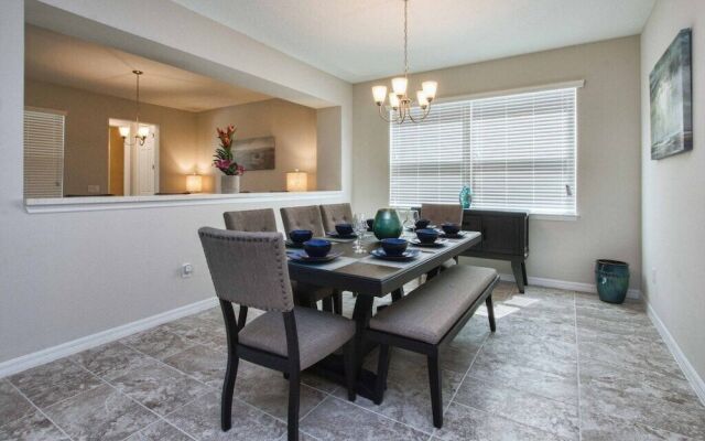 Solara - 9 Bedrooms House W/pool-8100sa Home by Redawning