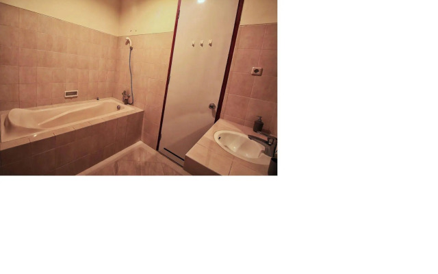Villa Mawar Syariah, 3 BR, Nice View ke Bukit
