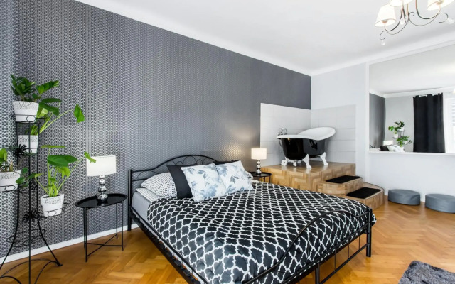 ClickTheFlat Apartment Chmielna 7