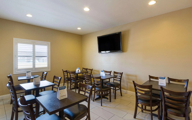 Quality Inn & Suites Huntington Beach