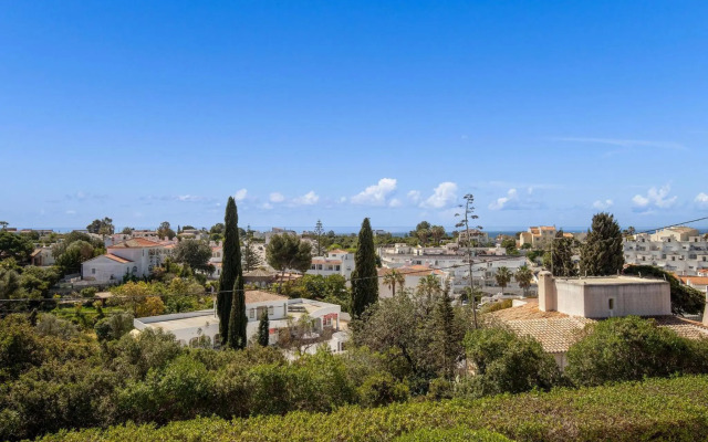 Carvoeiro -Spacious 2 bedroom appartment with pool - Monte Dourado