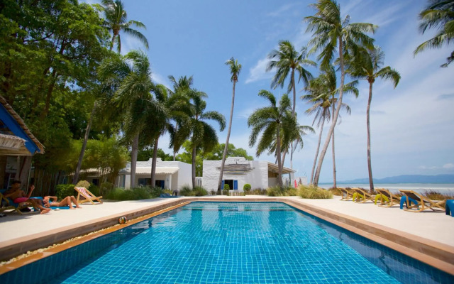 Lime & Soda Beachfront Resort